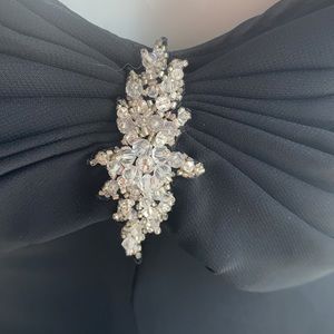 Katty full length formal gown with train & shawl (Black / Size 10)